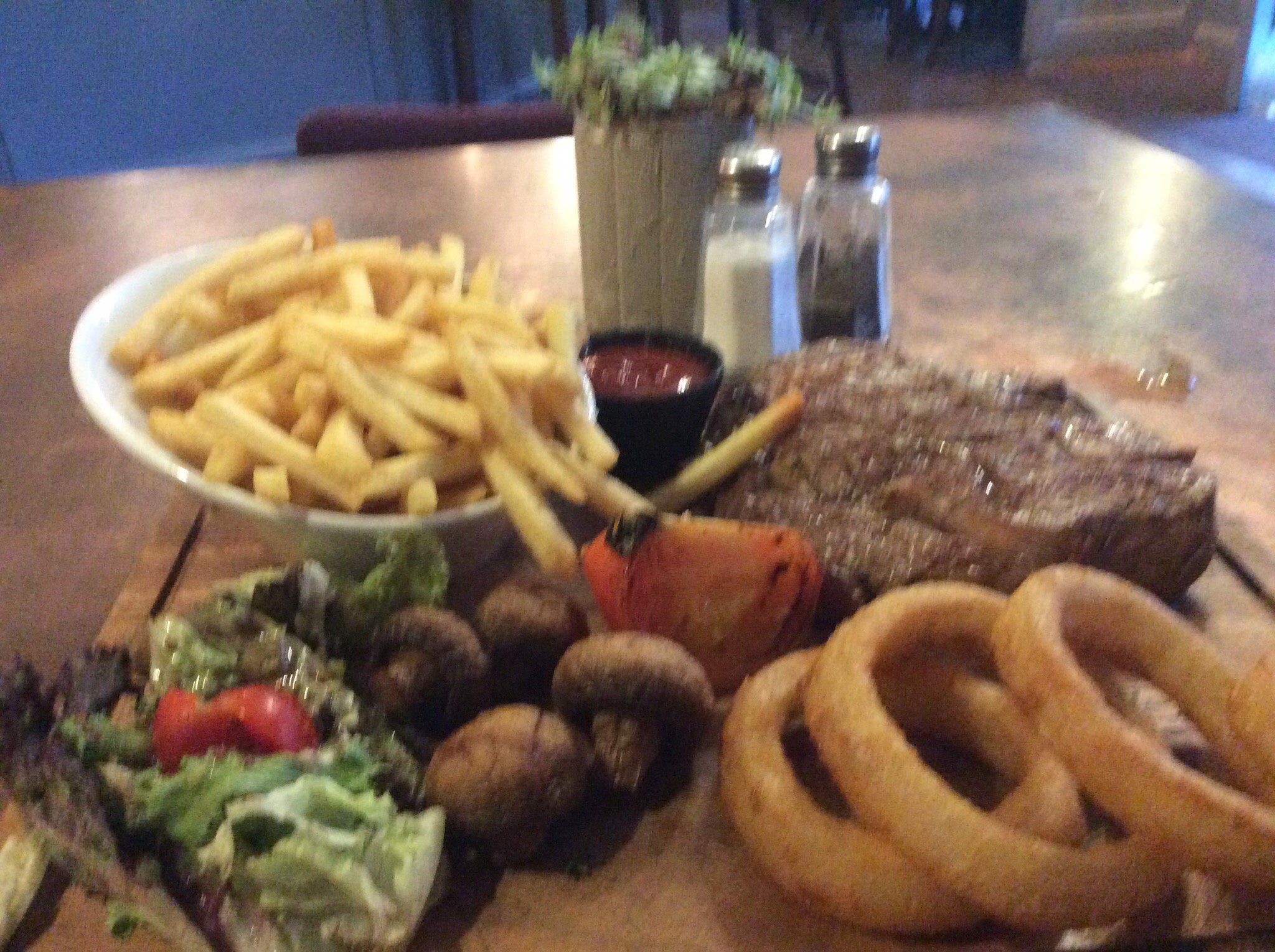 Kings Arms-官方