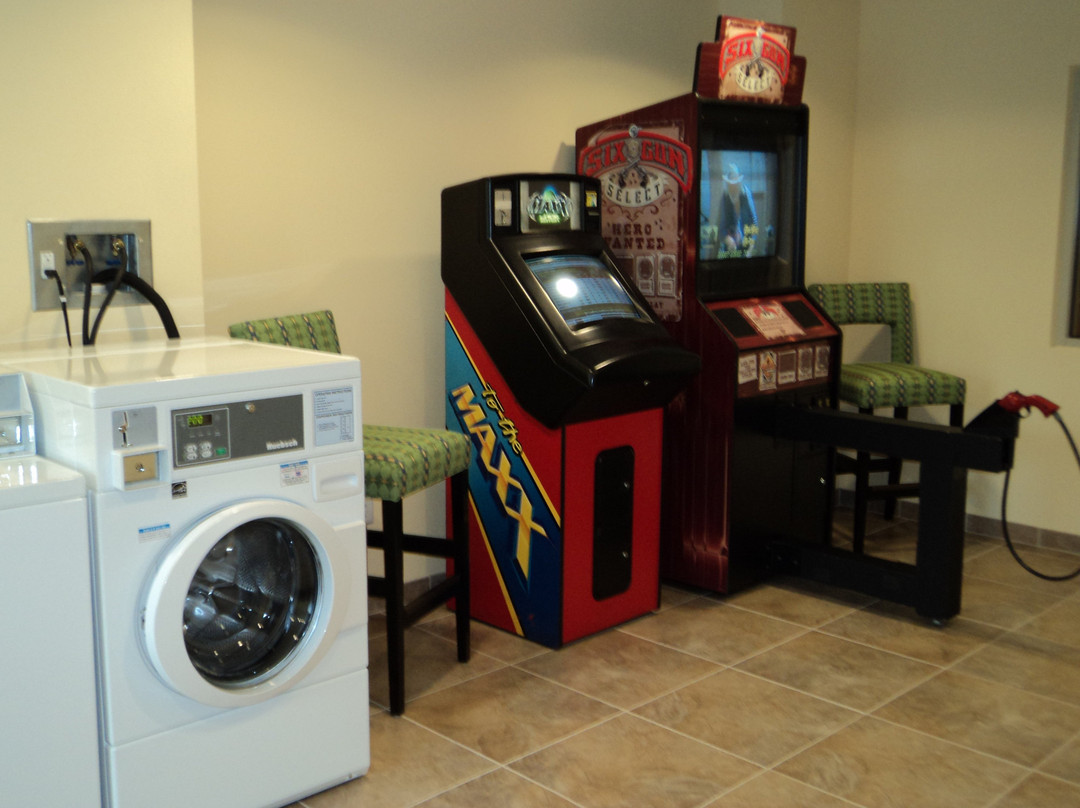 Holiday Inn Express & Suites Dickson City - Scranton, an IHG hotel主图