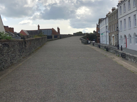 Tours of Derry-德里必去景点