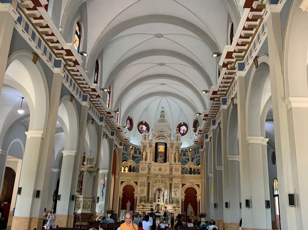 Basilica de la Virgen de la Caridad del Cobre景点图片