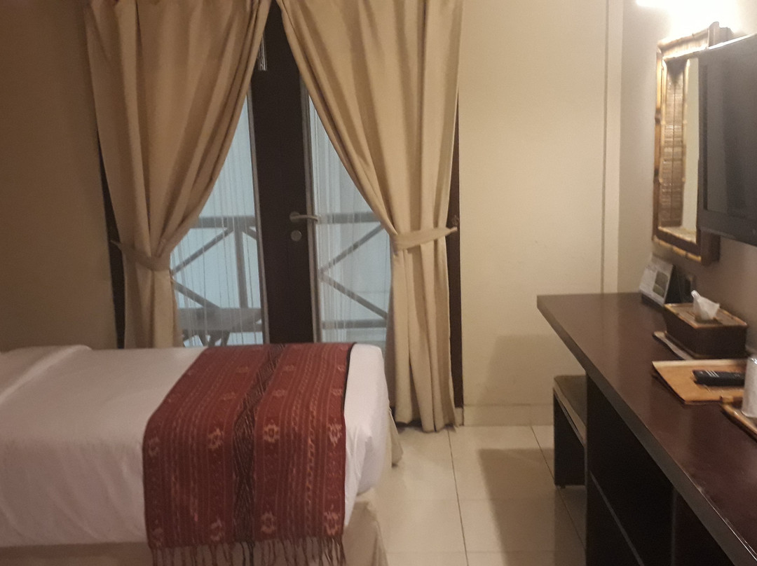 塞马沃快捷酒店主图