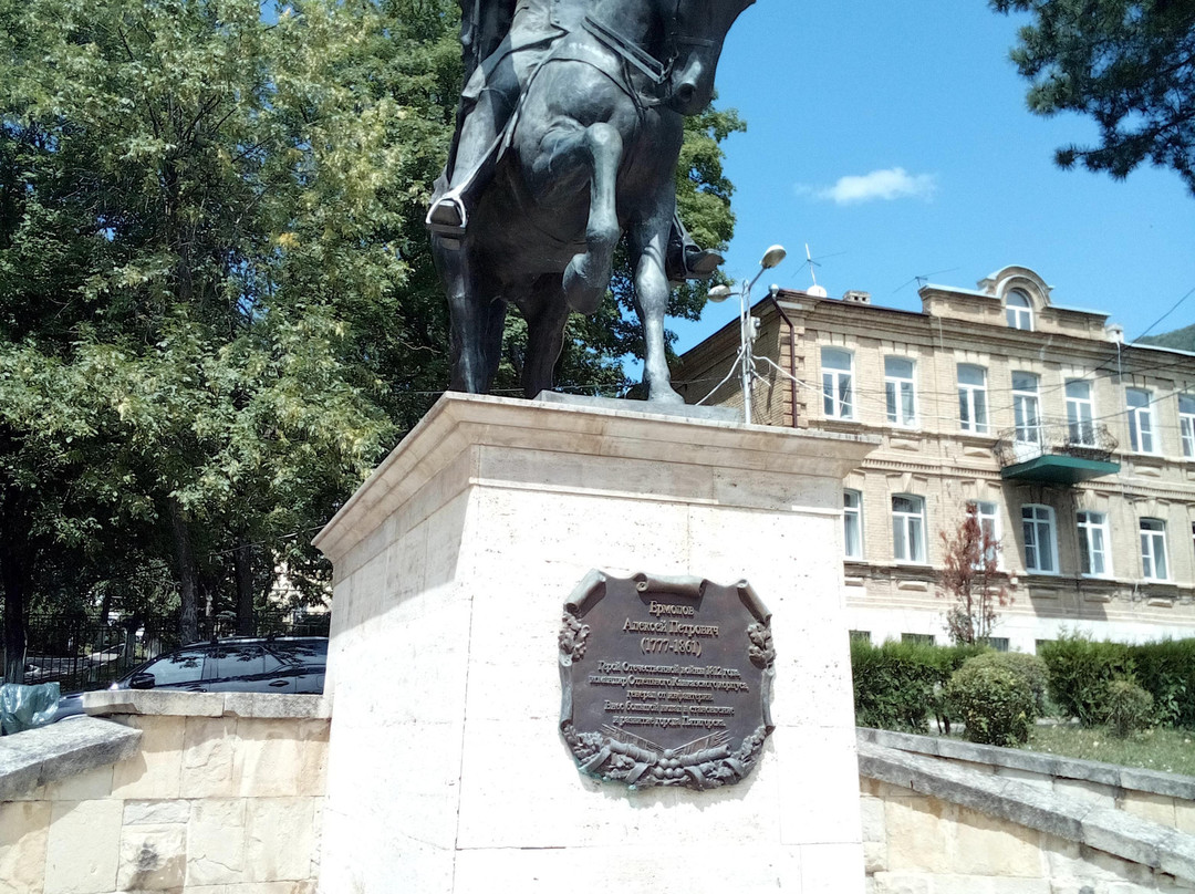 Monument to General A.P. Yermolov-Pyatigorsk必去景点
