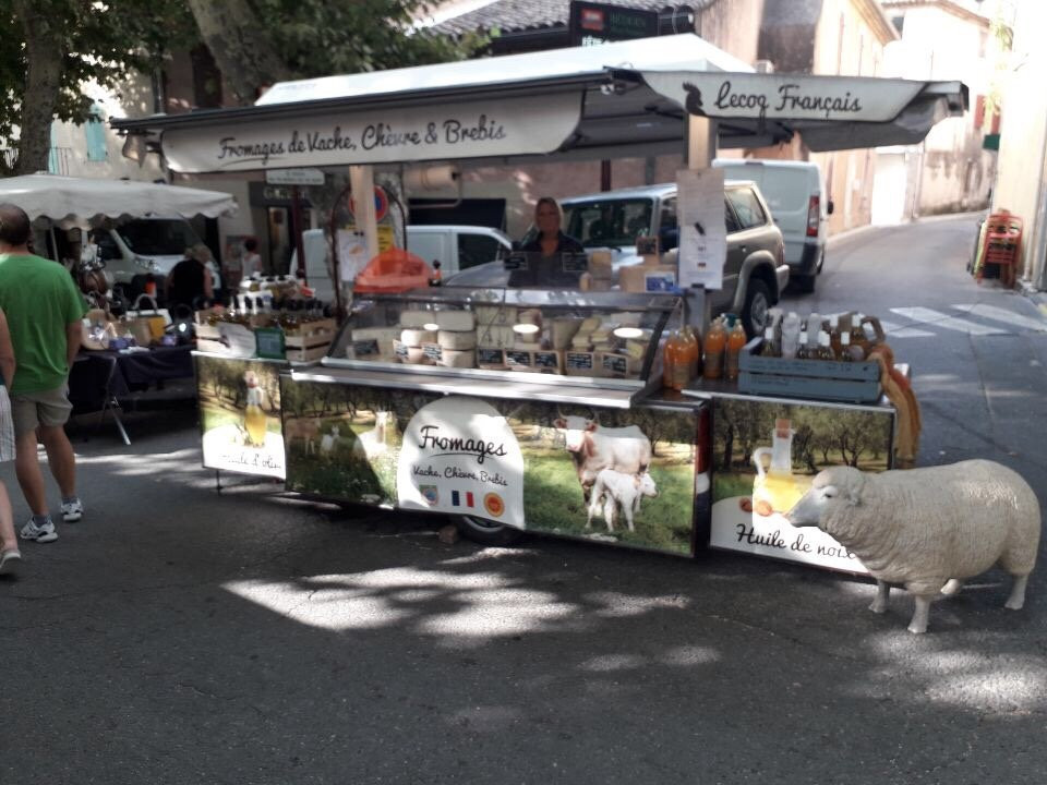 Marche Provencal-Bedoin必去景点