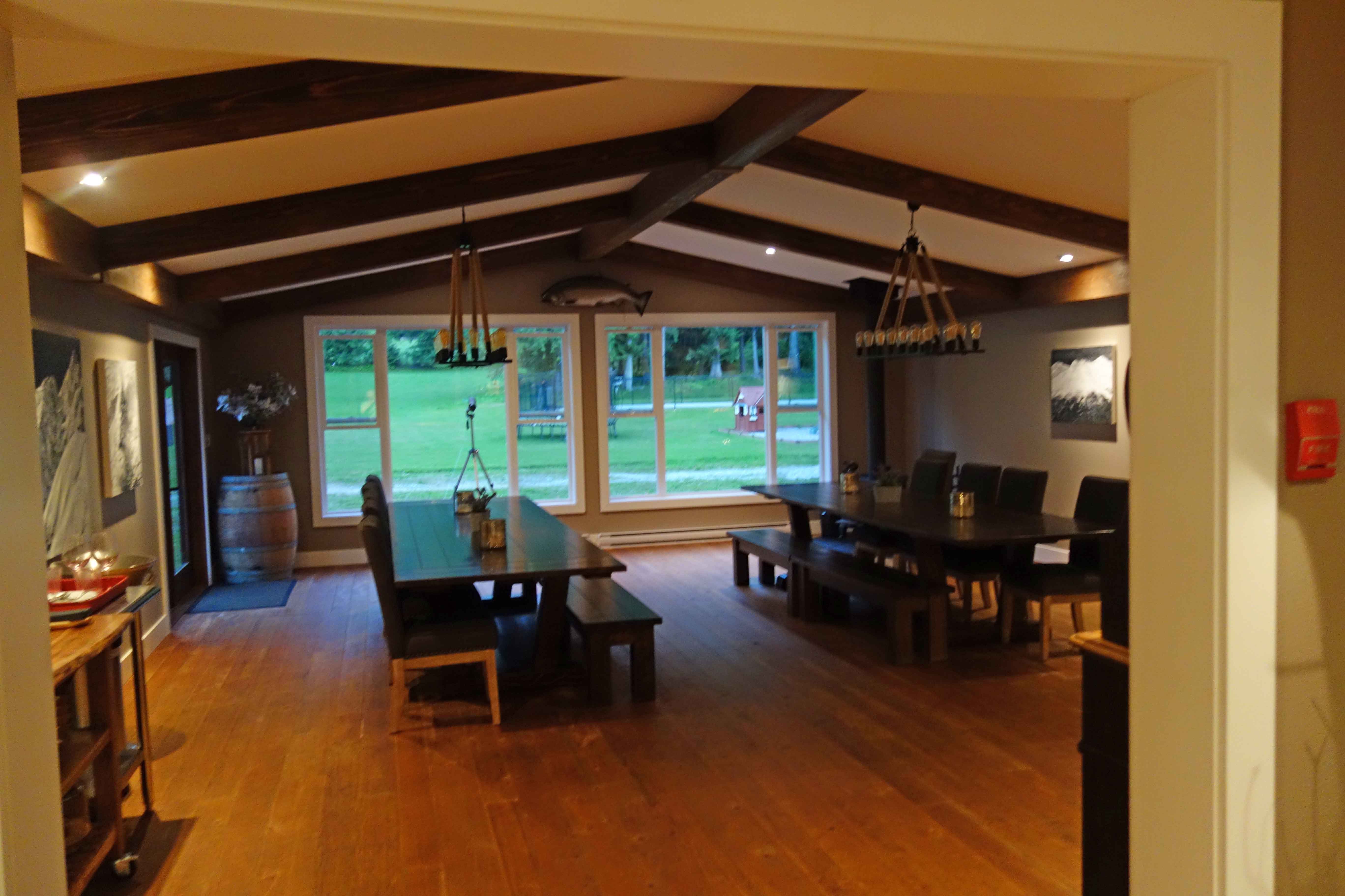 Bella Coola Eagle Lodge-餐饮