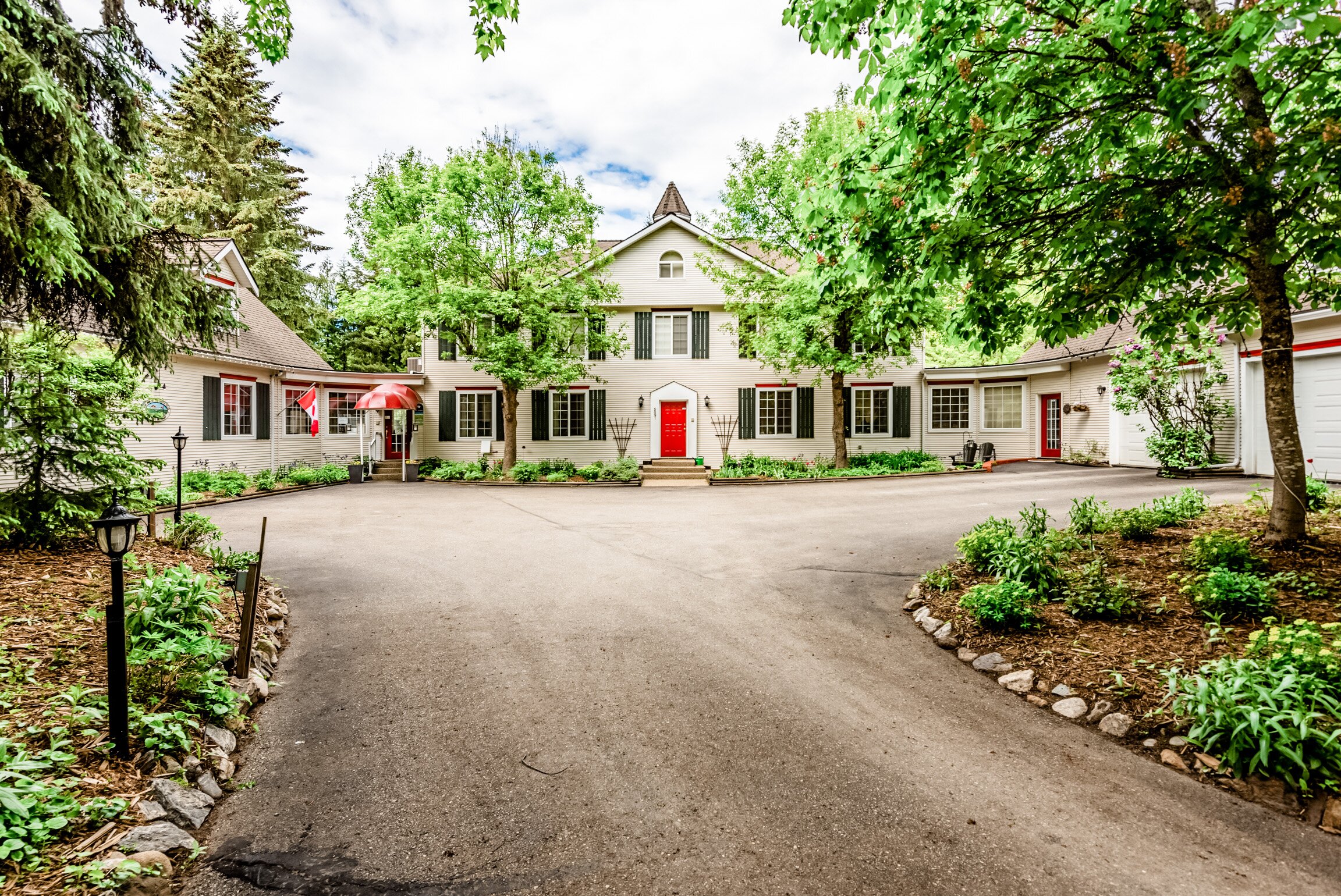 The Inn at the Ninth Hole Bed & Breakfast-官方