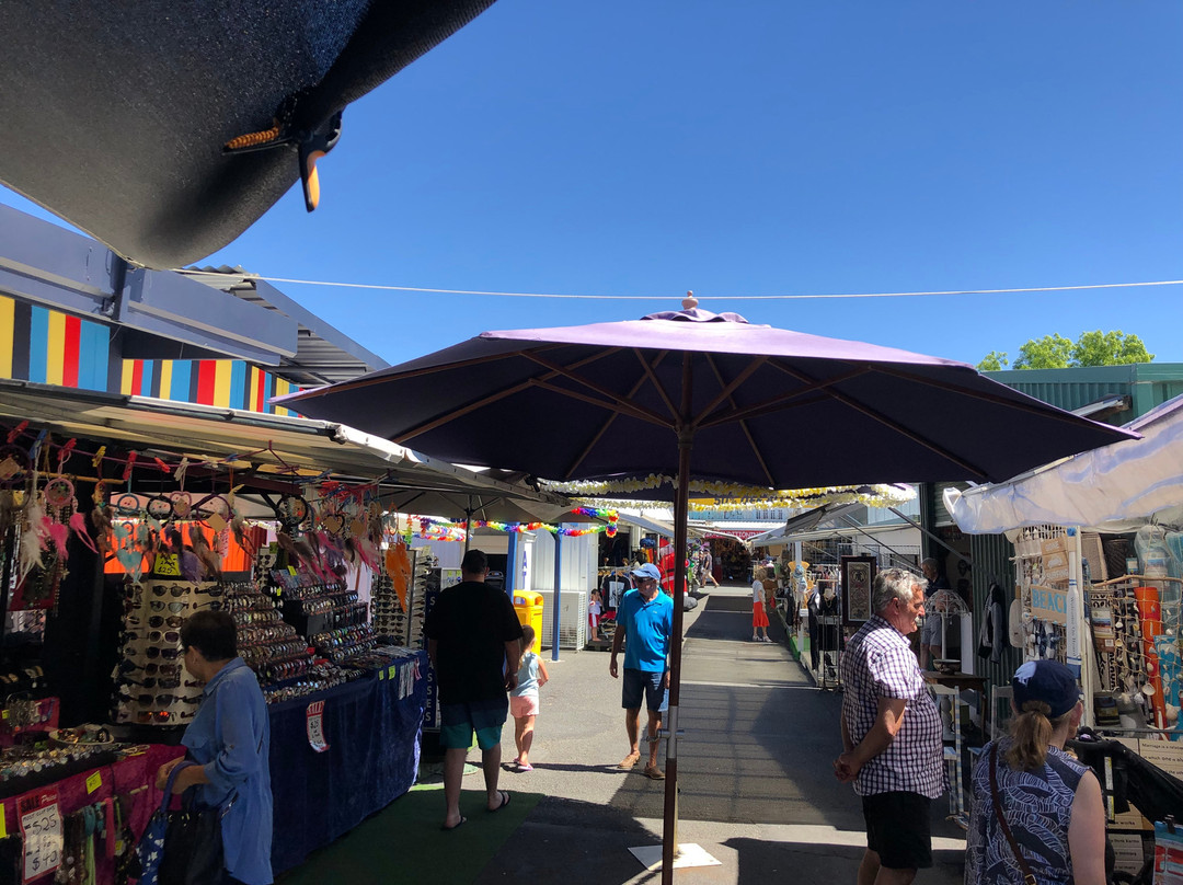 卡拉拉集市-Carrara必去景点