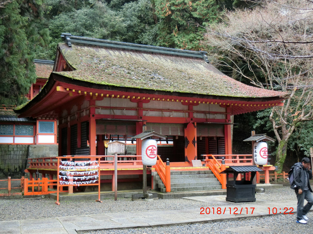 Shiramine Shrine景点图片