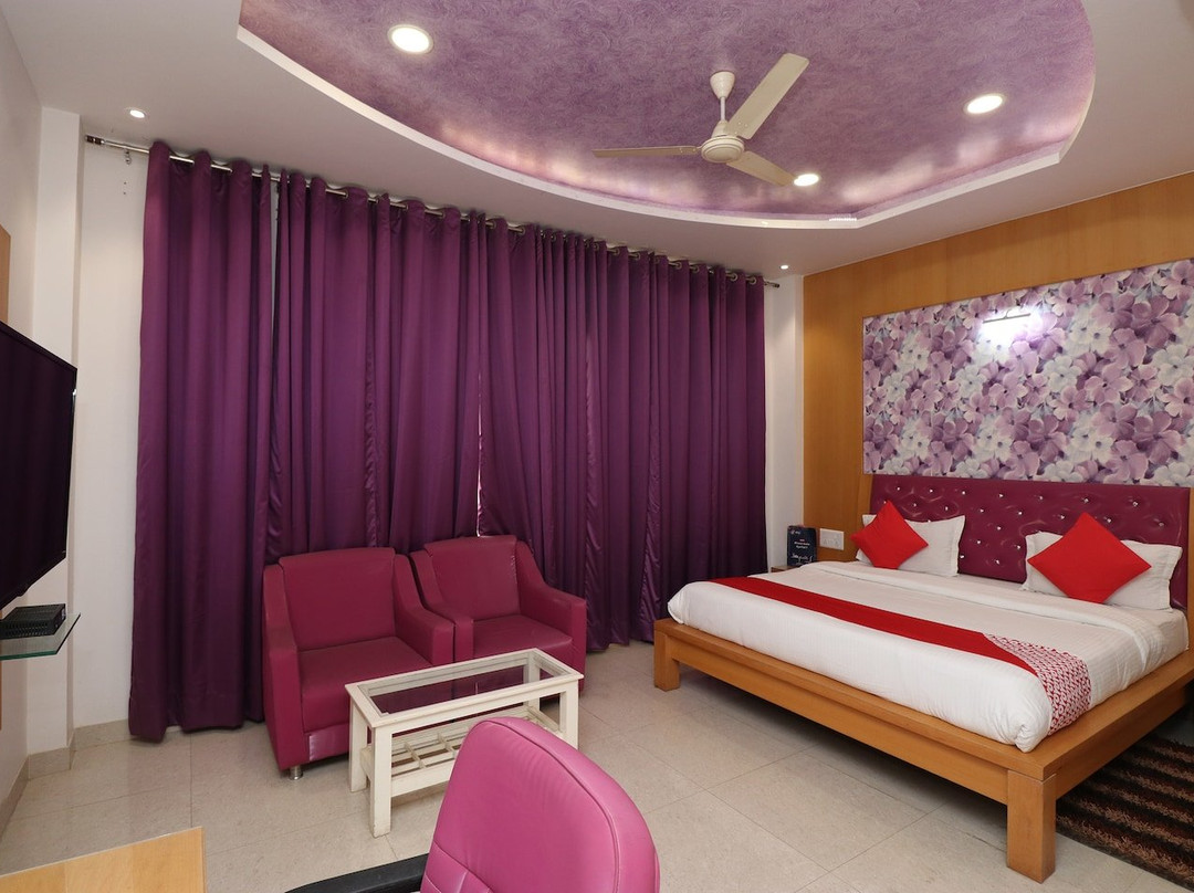 OYO Bhagwati Palace主图