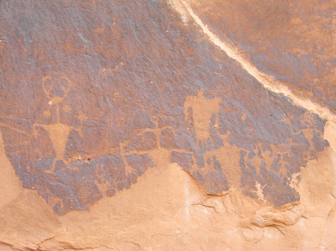 Utah Scenic Byway 279 Rock Art Sites景点图片