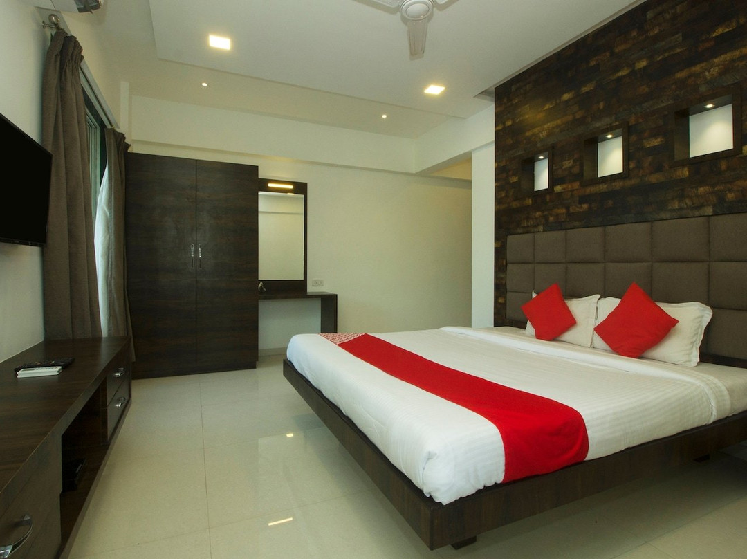 Collection O 76679 Blue Roof Sea Side主图