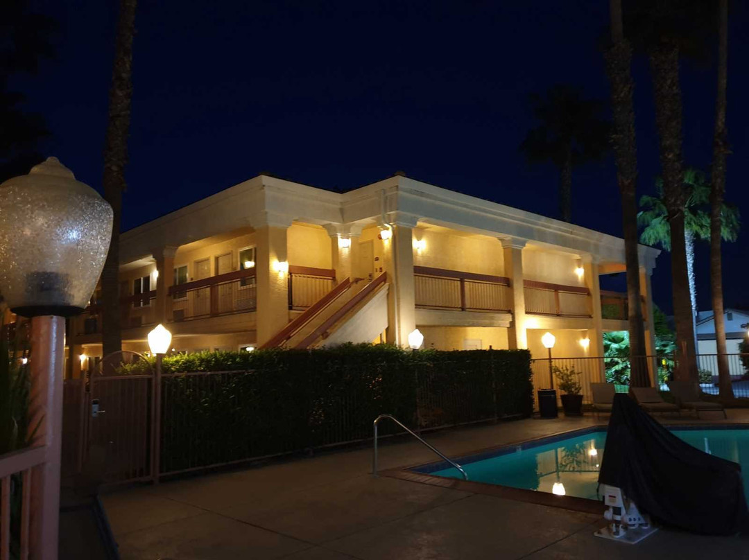 Best Western Palm Court Inn主图