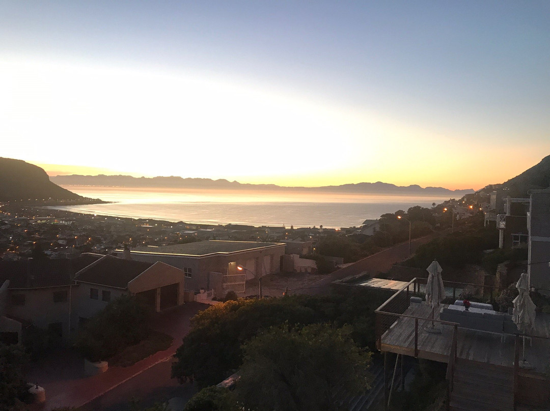 Tranquility Guest House主图