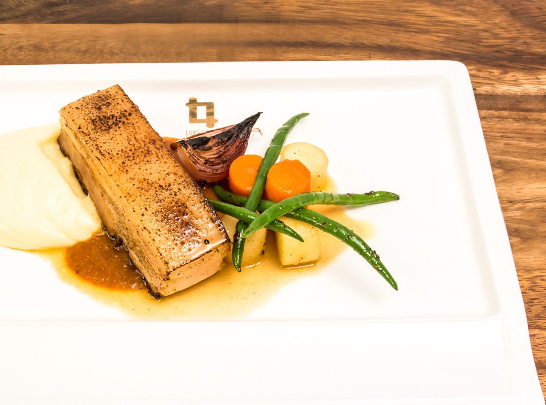 Luks Lofts Hotel & Residences主图