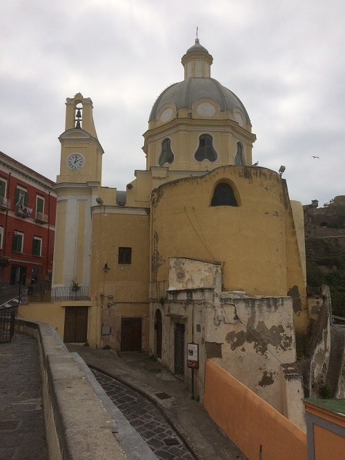 Piazza dei Martiri (Semmarezio)景点图片
