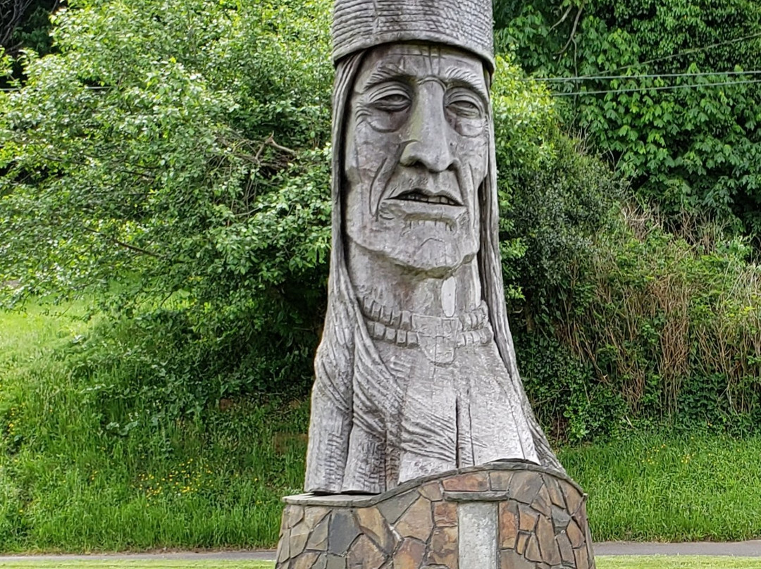 Whispering Giant Ikala Nawan-阿斯托里亚必去景点