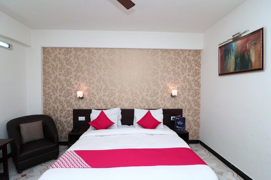 Hotel East Lite主图