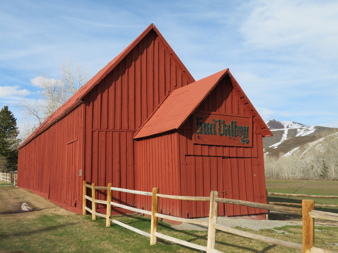 太阳谷小屋酒店主图