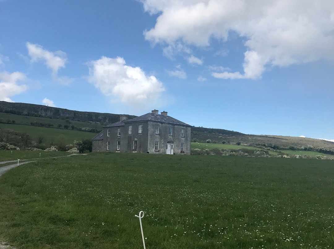 Father Ted's House景点图片