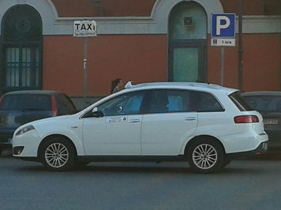 Taxi 05 Casoria di Russo Salvatore-卡索里亚必去景点