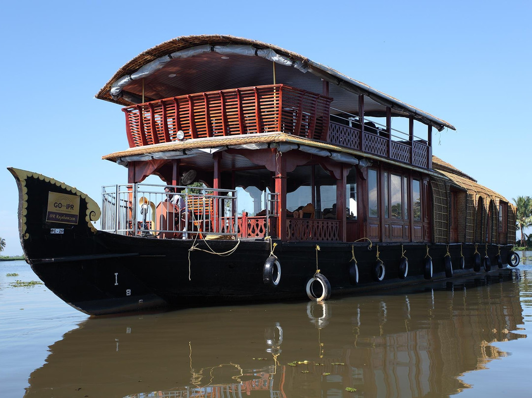 Rajahamsam houseboats景点图片