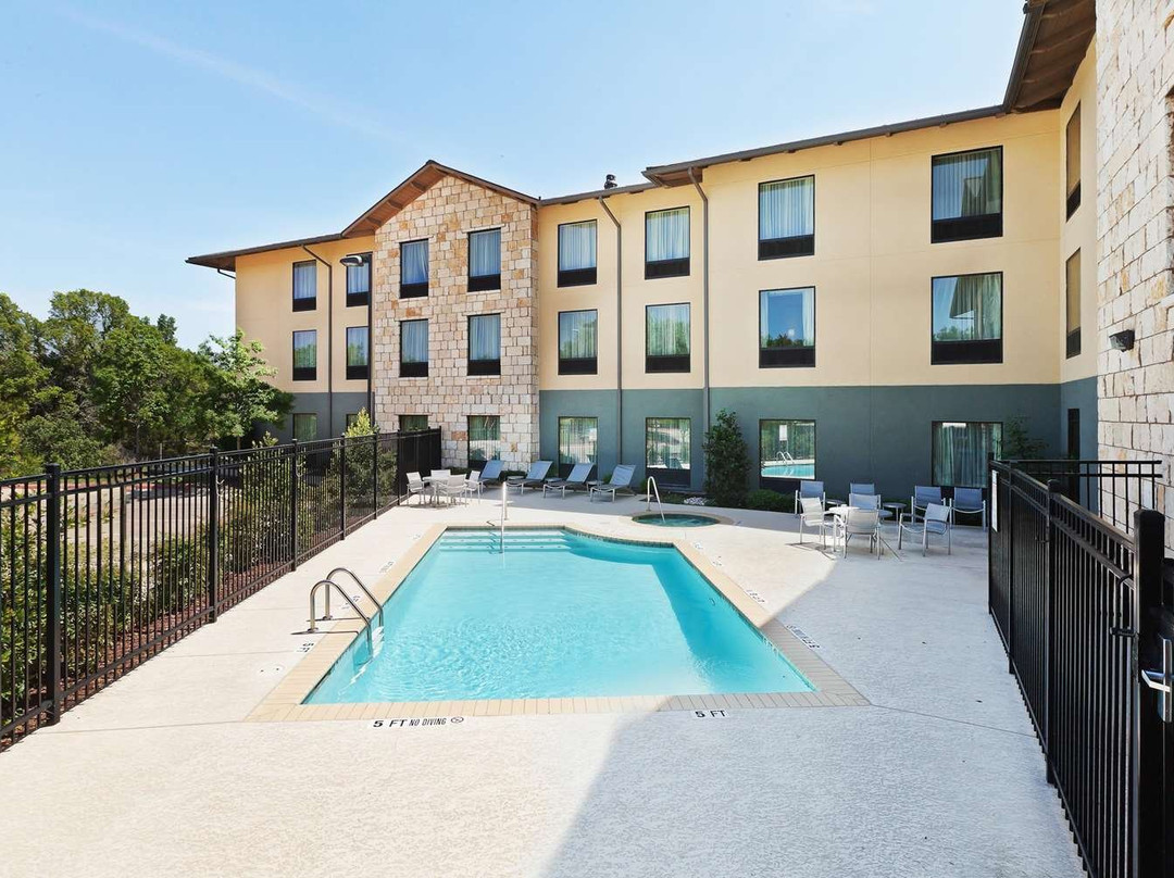 Hampton Inn & Suites Austin - Lakeway主图