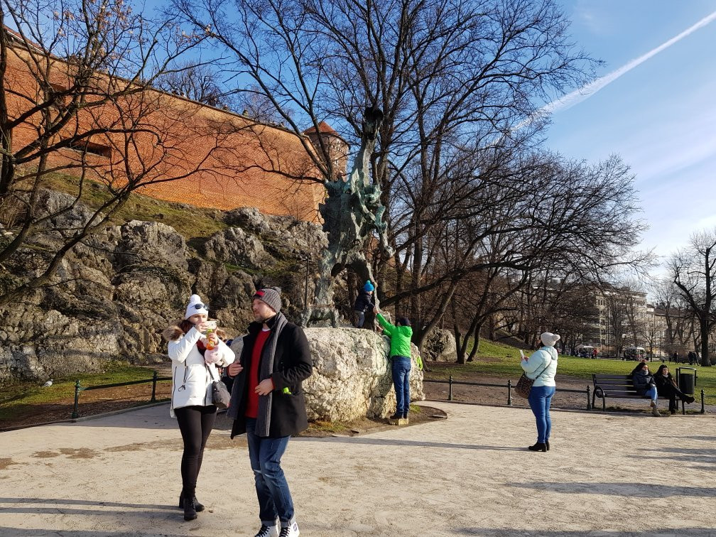 Monument of the Wawel Dragon景点图片