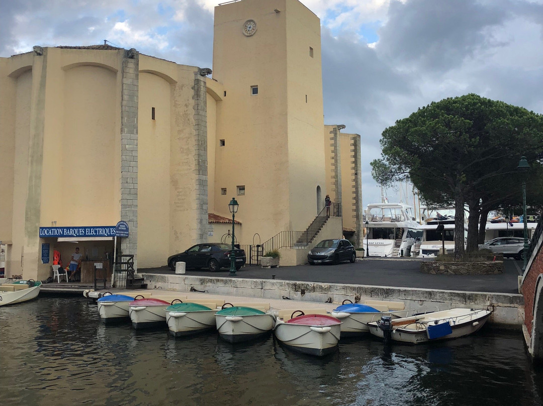 Church St Francis of Assisi-Port Grimaud必去景点