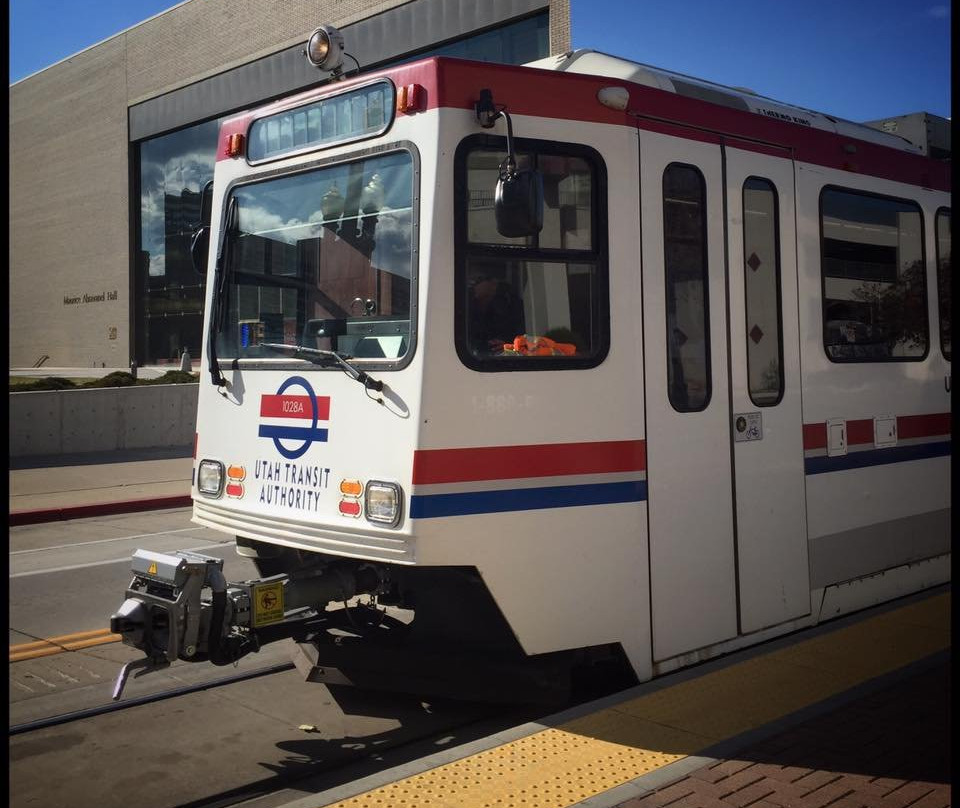 TRAX Light Rail System景点图片