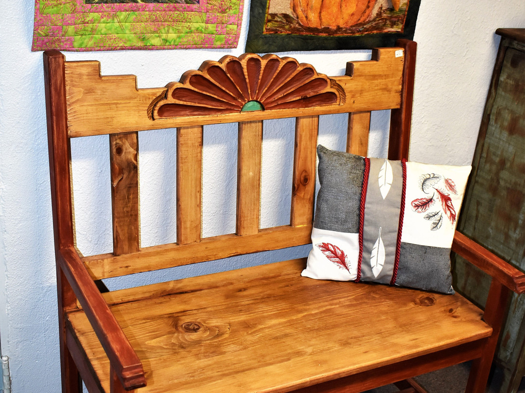 Horse Feathers-Tularosa必去景点