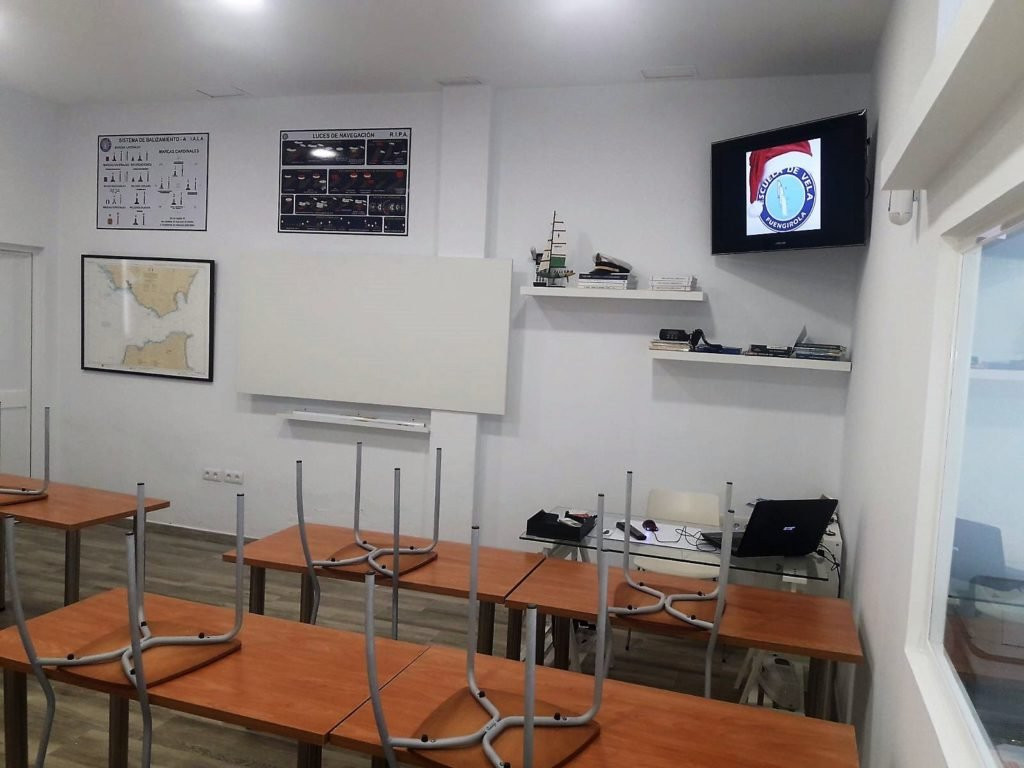 Escuela de Vela y Nautica Fuengirola-福恩吉罗拉必去景点