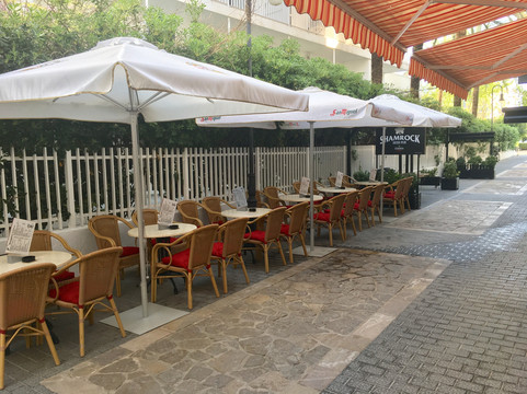 Smugglers Bar Alcúdia-阿尔库迪亚港必去景点