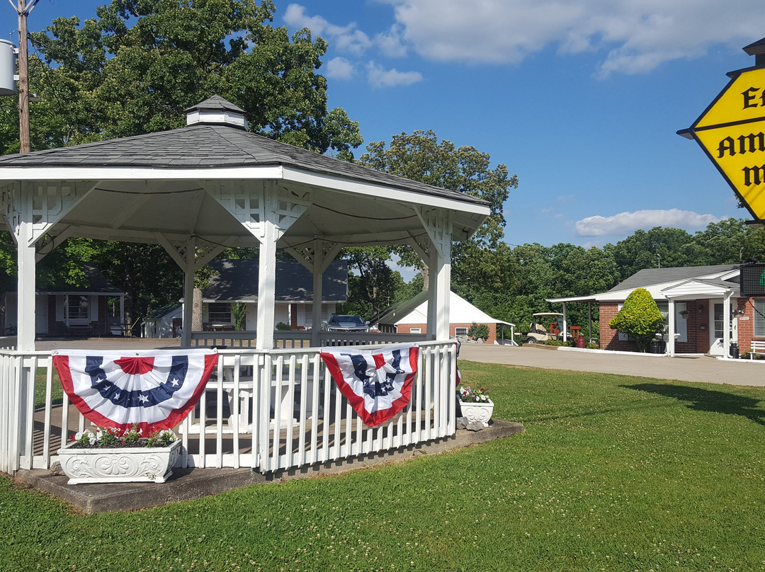 Early American Motel主图