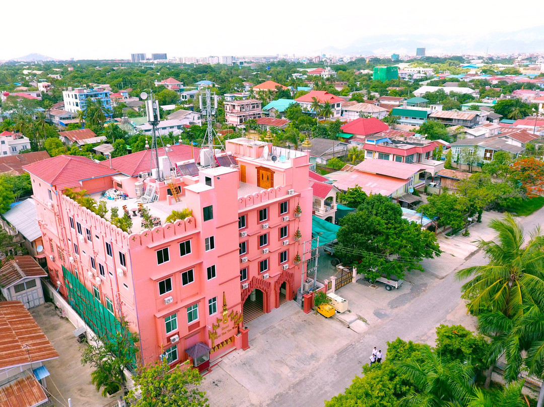 Myat Nan Taw Win Hotel主图