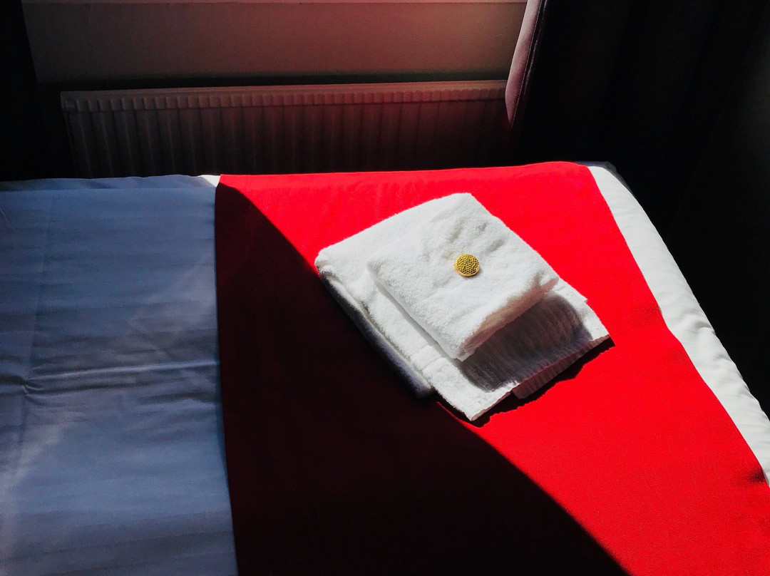 City Hotel主图
