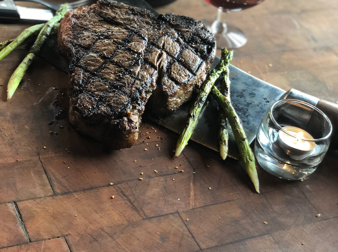 Hamilton's Urban Steakhouse & Bourbon Bar