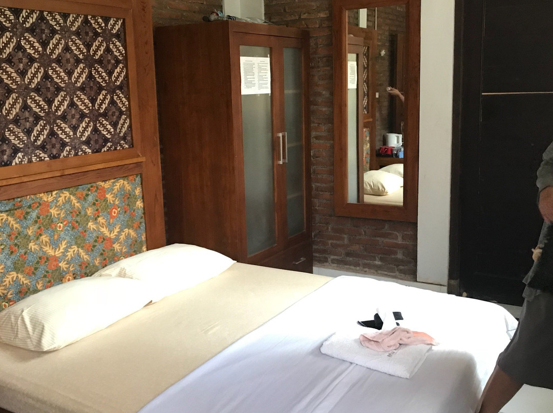 Rifka Annisa Guest House Syariah主图