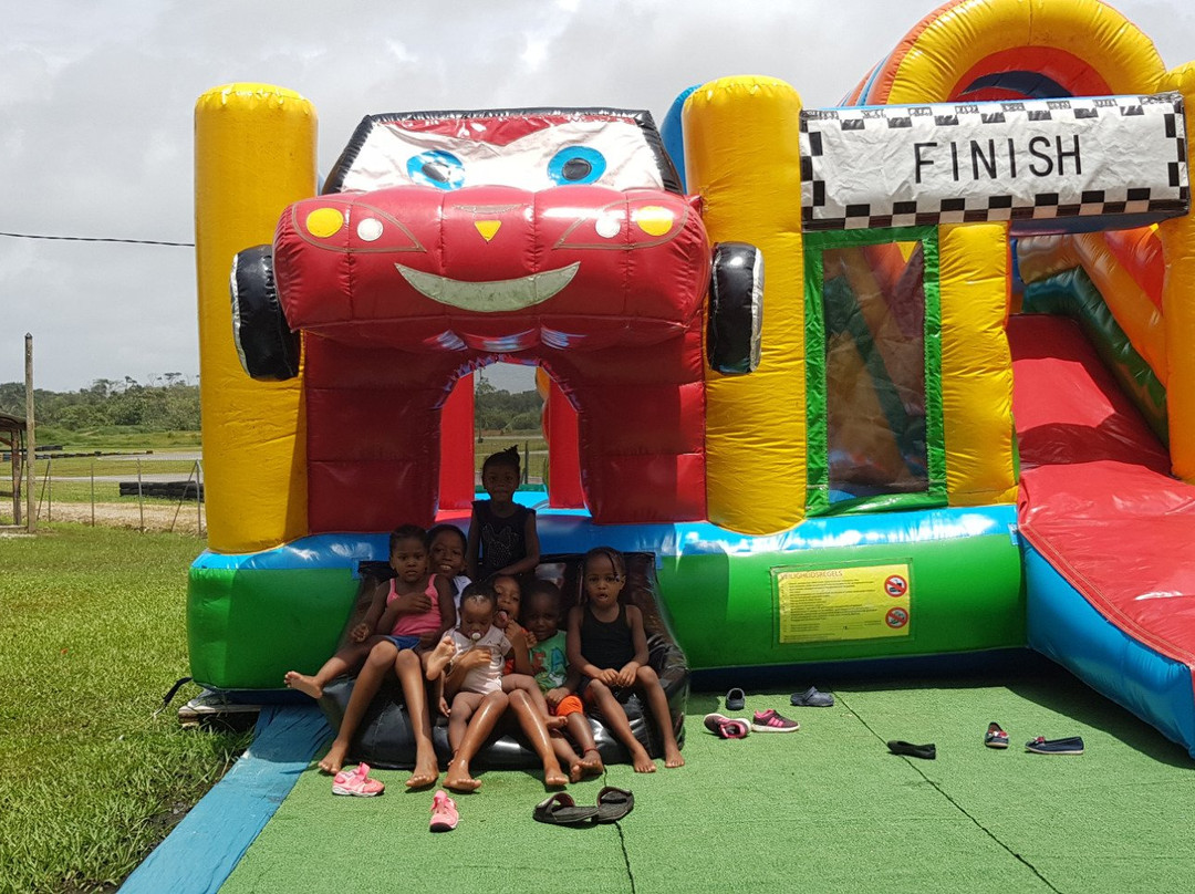 Karting Guyane-Macouria必去景点