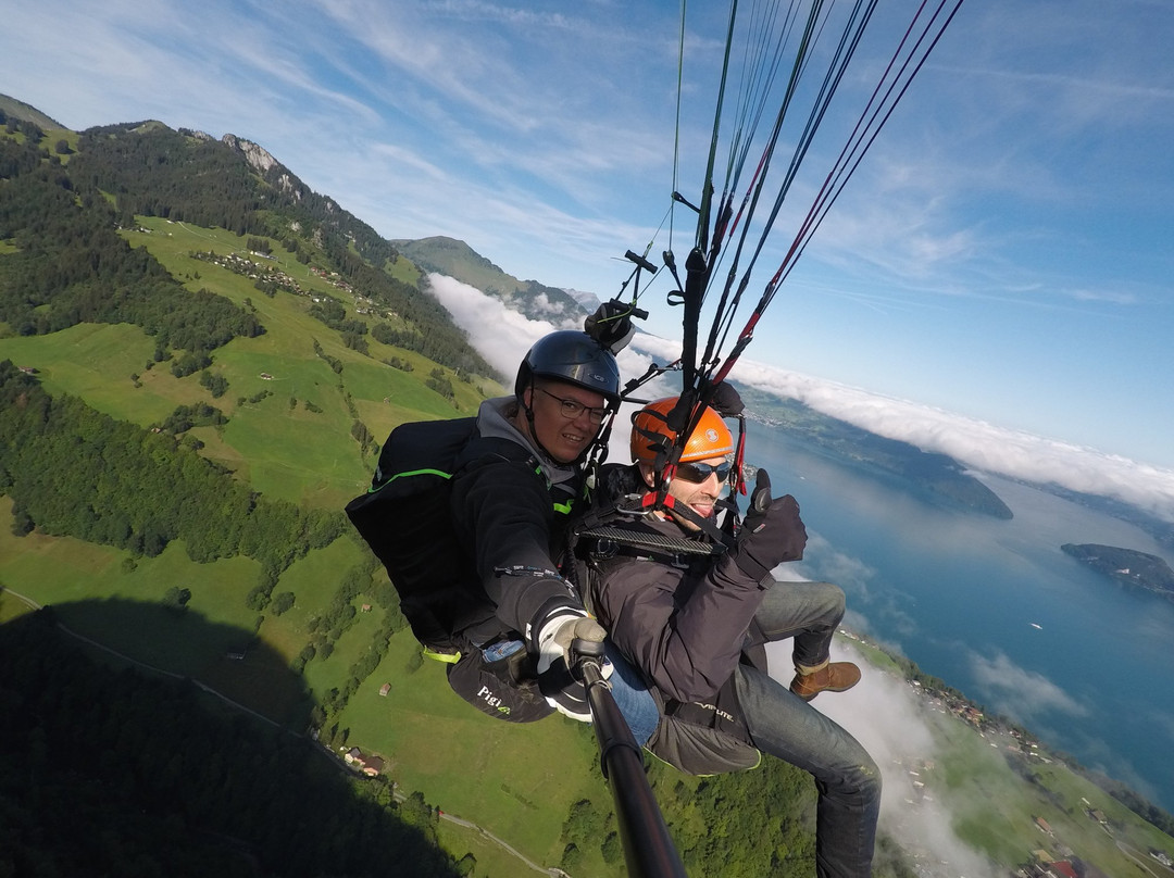 Paragliding-Tandem-Breiten (Aeugstertal)必去景点