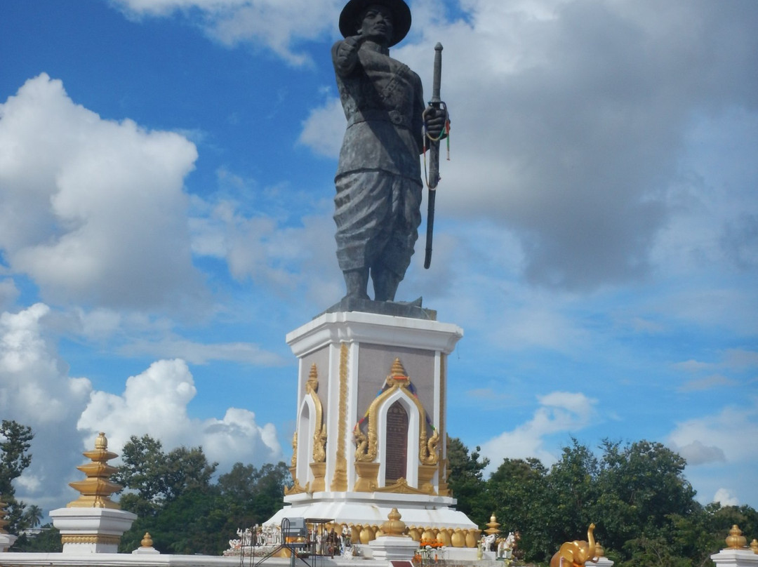 King Anouvong Statue景点图片