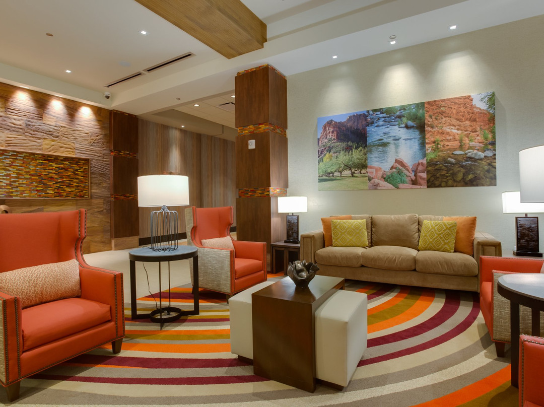 Cliff Castle Casino Hotel主图