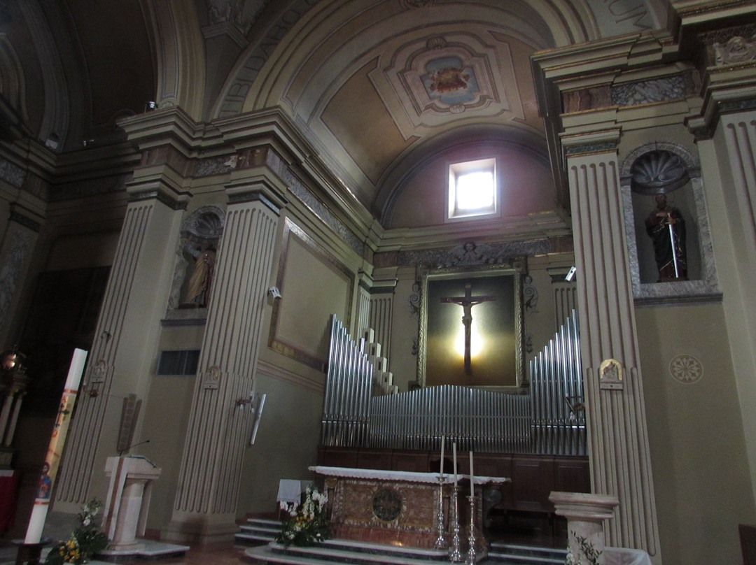 Chiesa di San Pietro Apostolo-菲乌吉必去景点