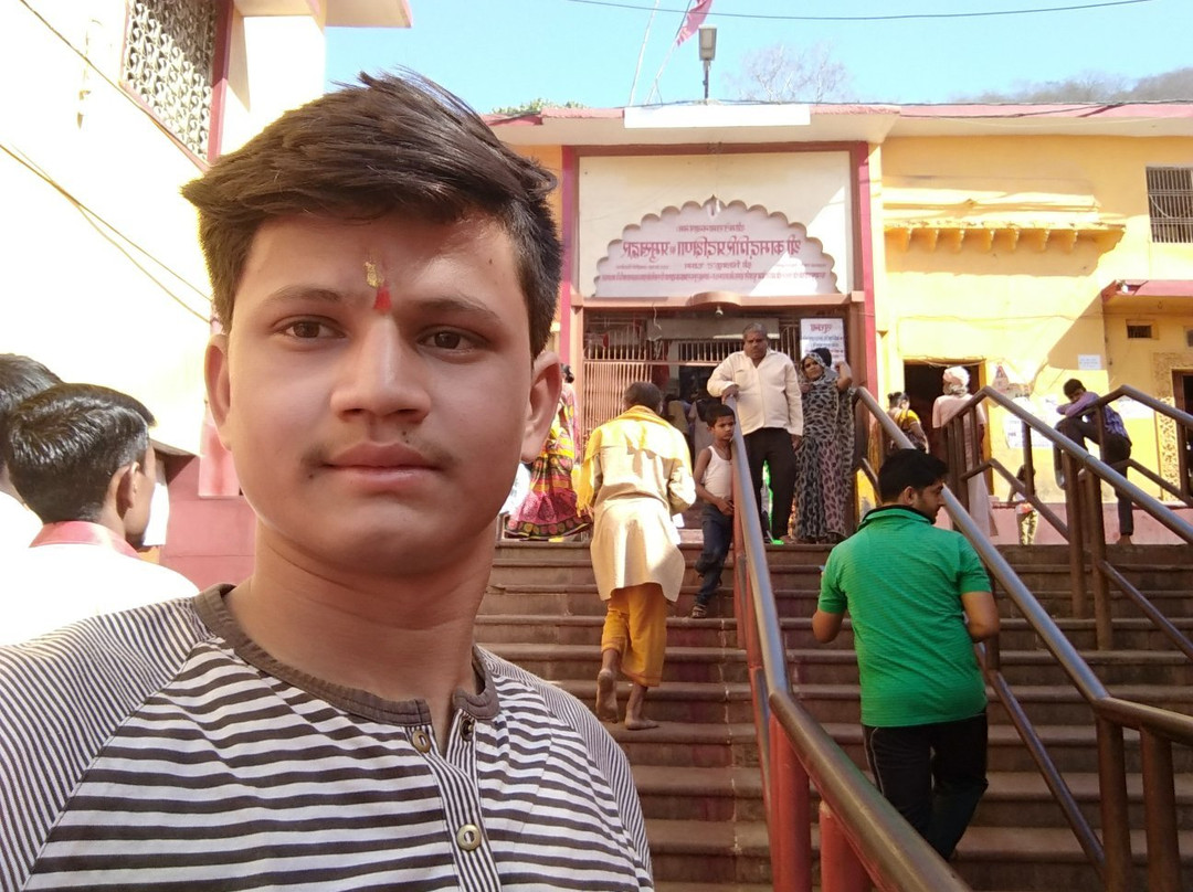 Kamadgiri Temple-Chitrakoot Dham必去景点