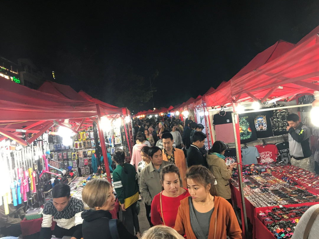 三江大酒店主图