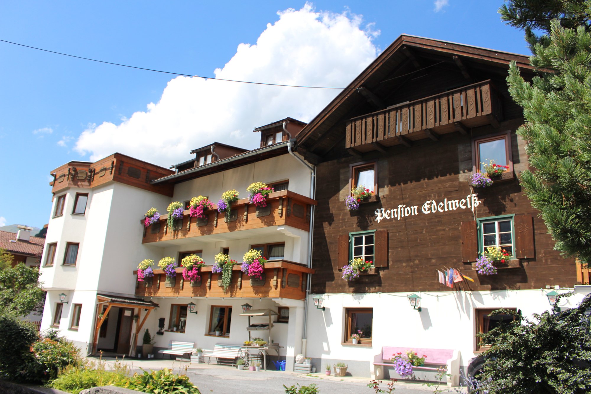 Arlberg Boutique Hotel & Eatery-官方