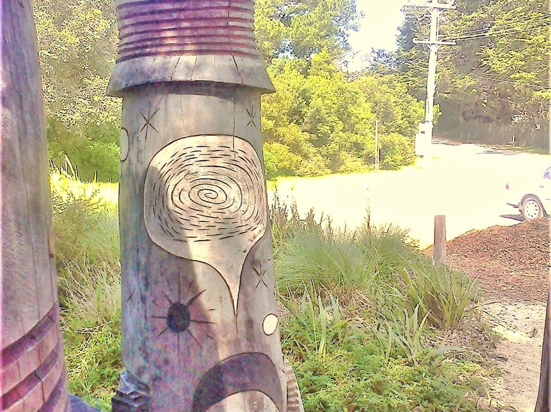 Bunyip Sculpture-Aireys Inlet必去景点