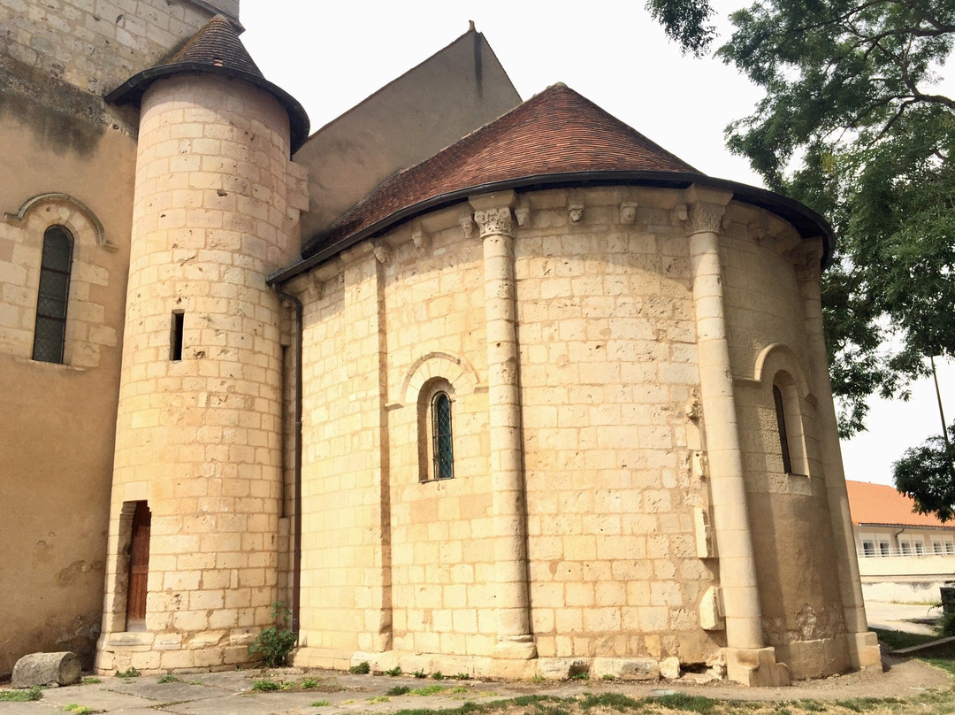 Eglise Saint-Germain-普瓦捷必去景点
