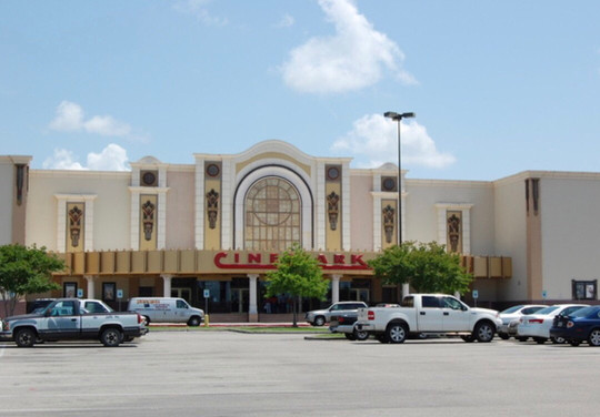 Cinemark 16-格尔夫波特必去景点