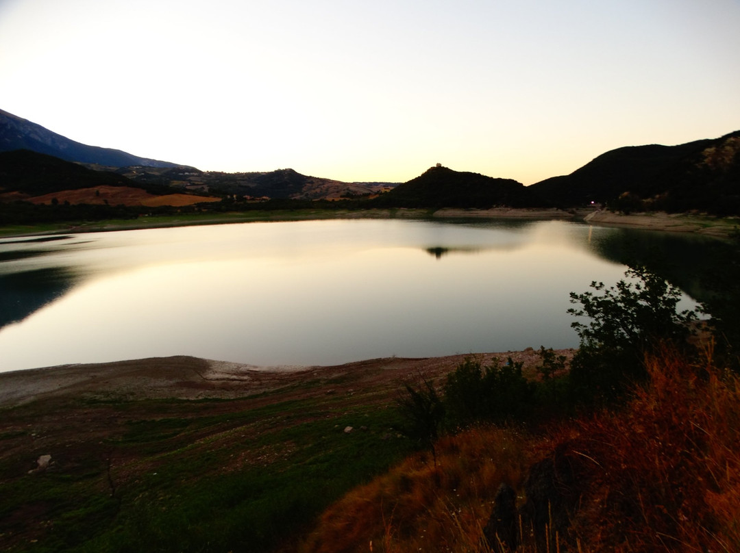 Lago Sant'Angelo景点图片