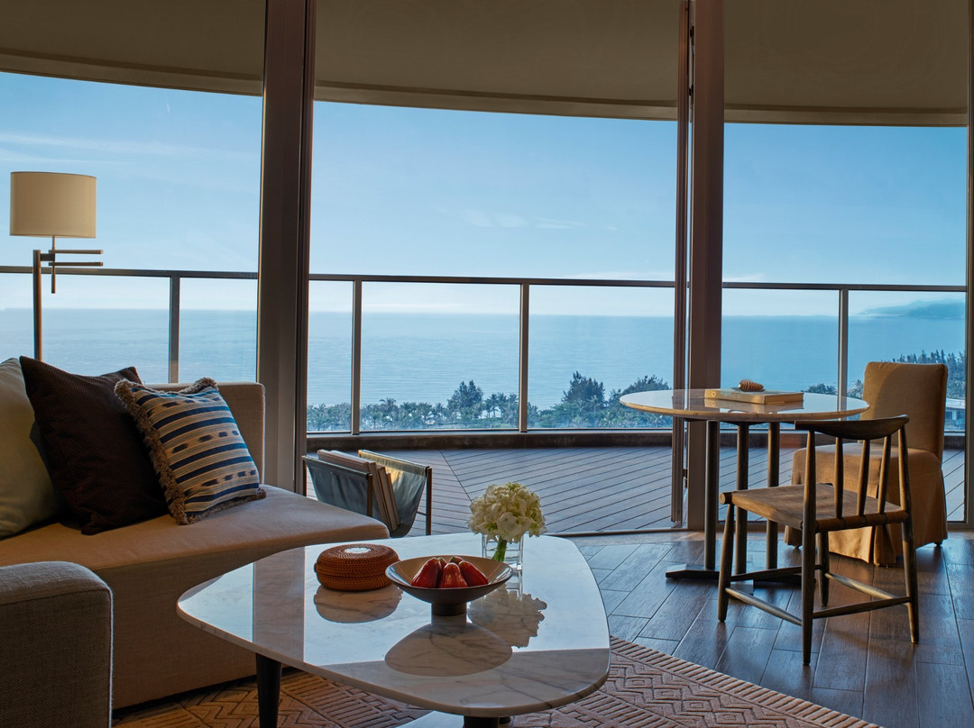 三亚保利瑰丽酒店主图