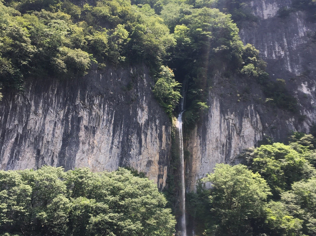 Kinugake Falls景点图片